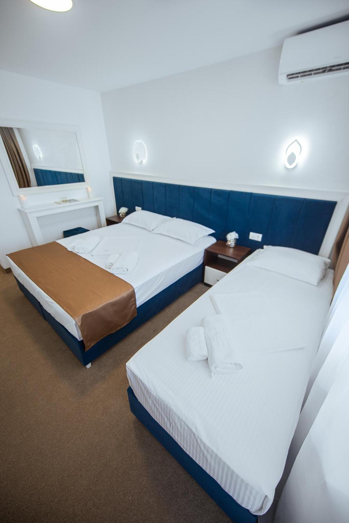 Hotel Meteor Jupiter Buitenkant foto